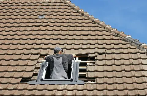 Pose de velux - Saint-Maixent